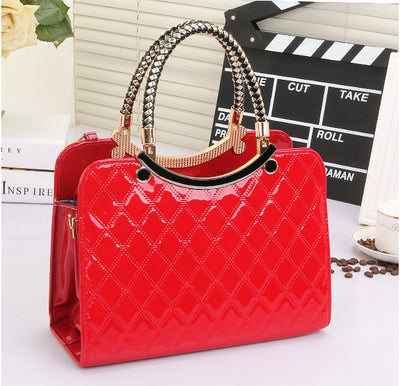 Lingge Shoulder Messenger Bag